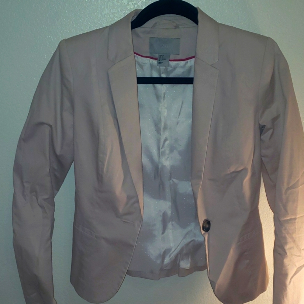 H&M light pink blazer size 4